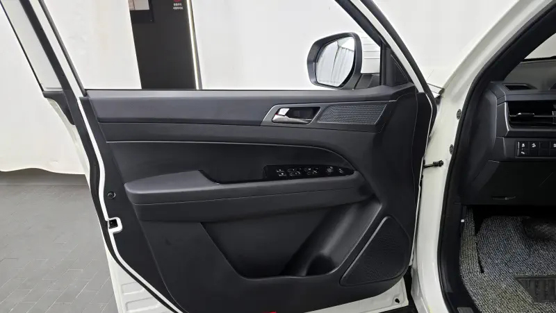 SsangYong Rexton Sports