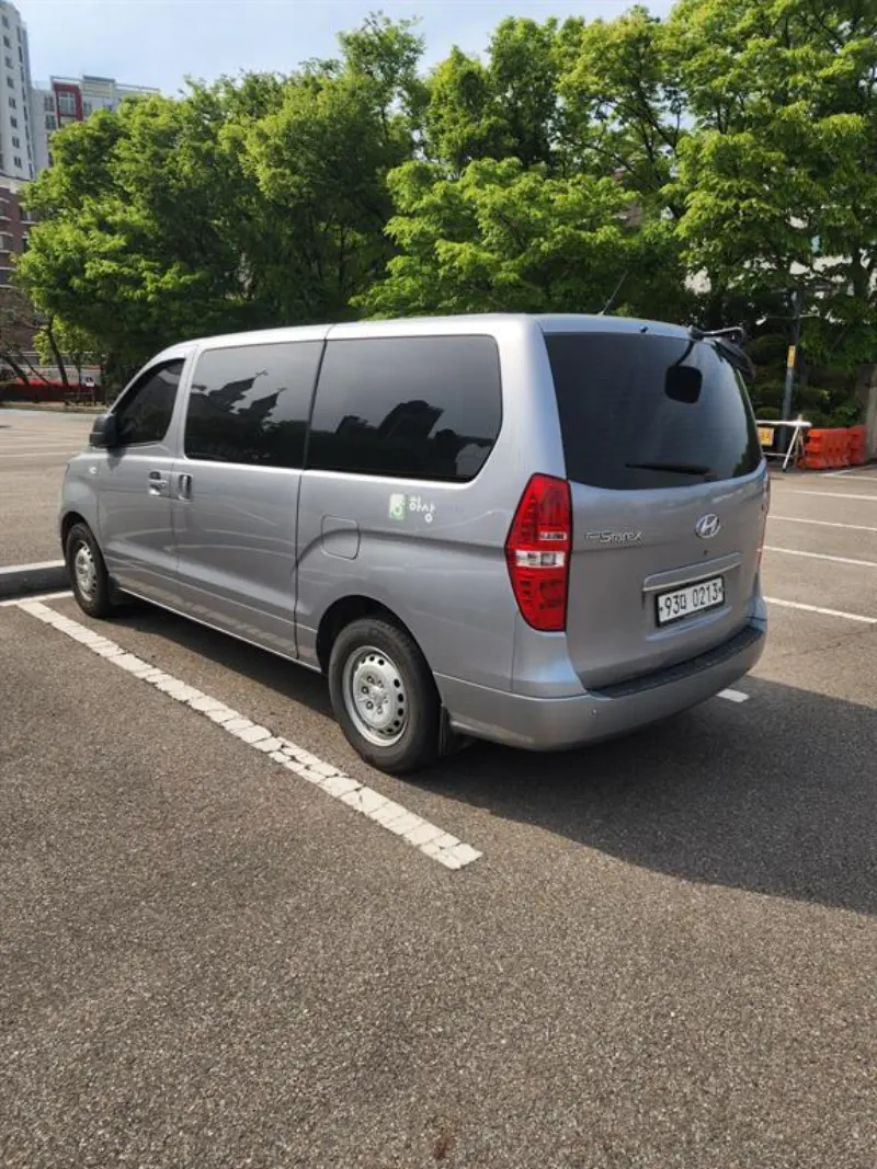Hyundai Grand Starex