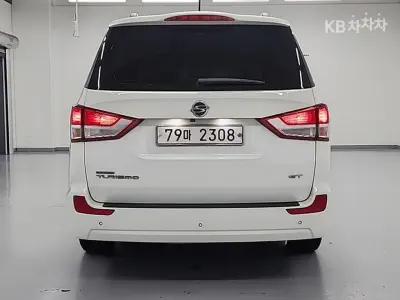 SsangYong Korando Turismo
