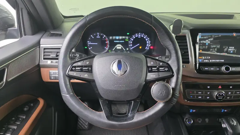 SsangYong Rexton Sports