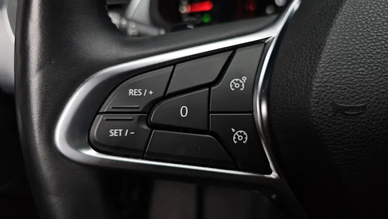 Renault XM3