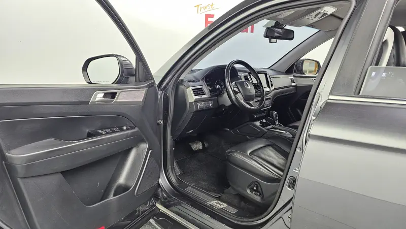 SsangYong Rexton Sports