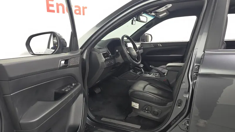 SsangYong Rexton Sports