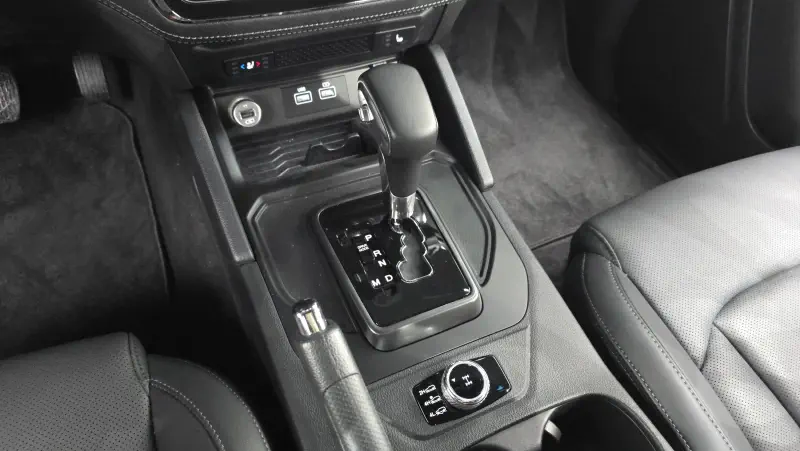 SsangYong Rexton Sports