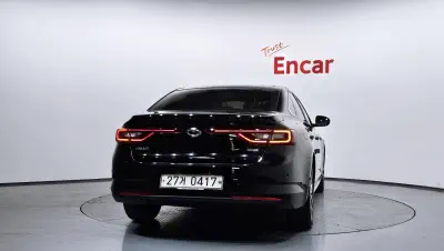 Renault SM6