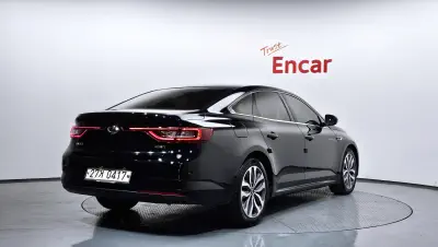 Renault SM6