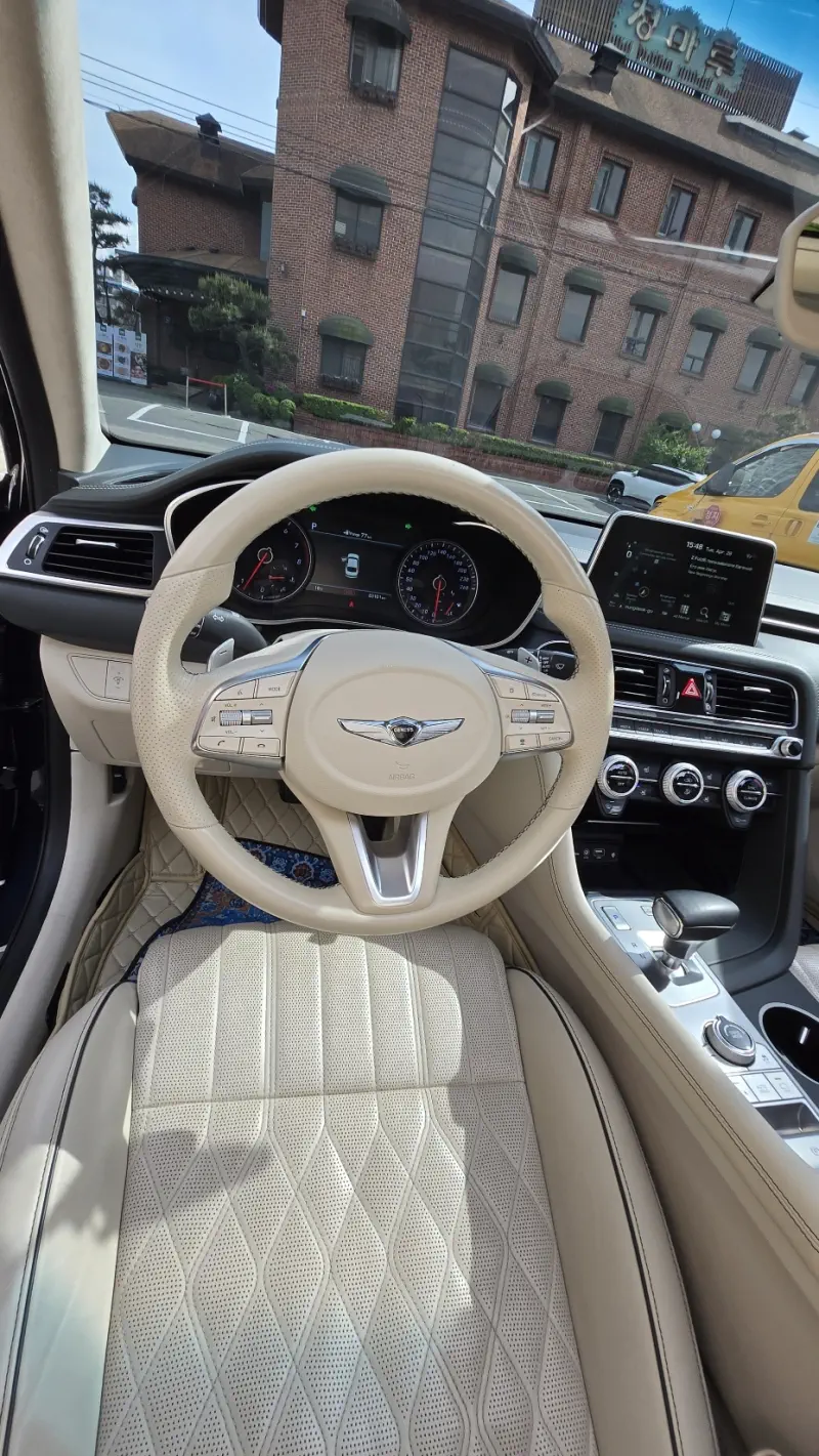 Genesis G70