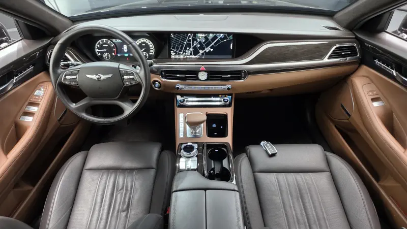 Genesis G90