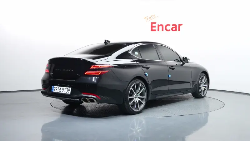 Genesis G70