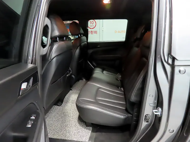 SsangYong Rexton Sports