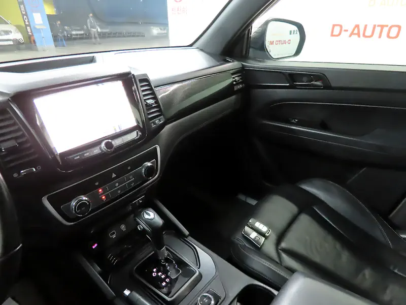 SsangYong Rexton Sports