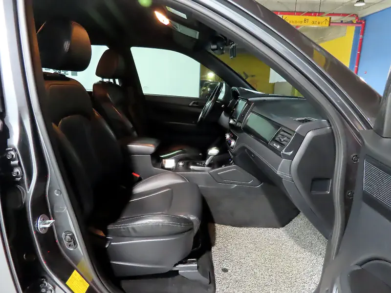 SsangYong Rexton Sports