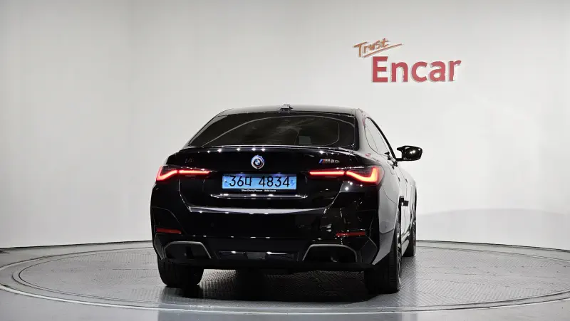 BMW i4