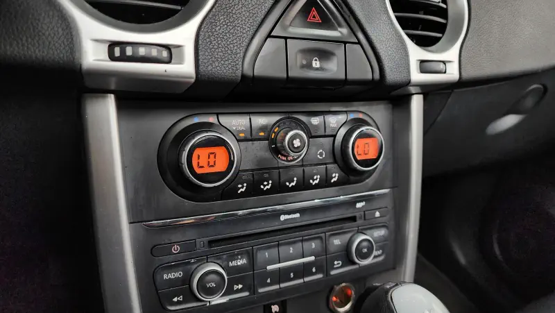 Renault QM5