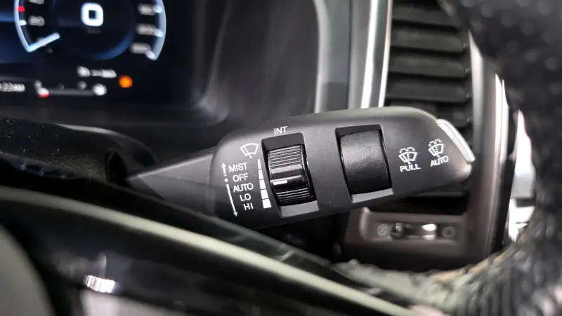 SsangYong Rexton Sports Khan