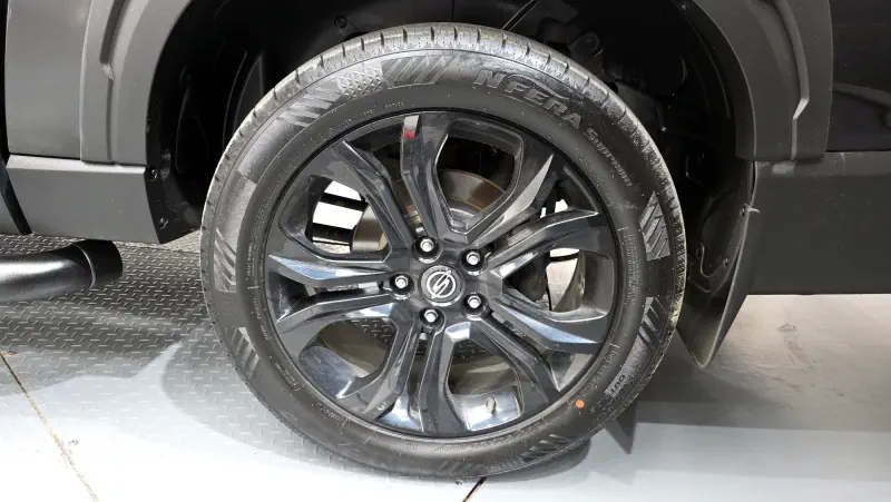 SsangYong Rexton Sports Khan