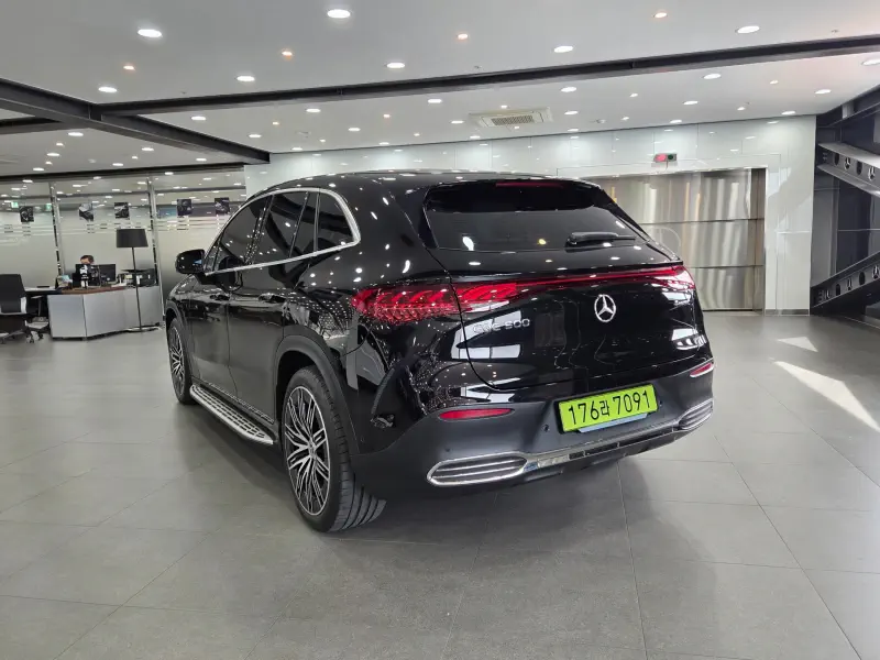 Mercedes-Benz EQE