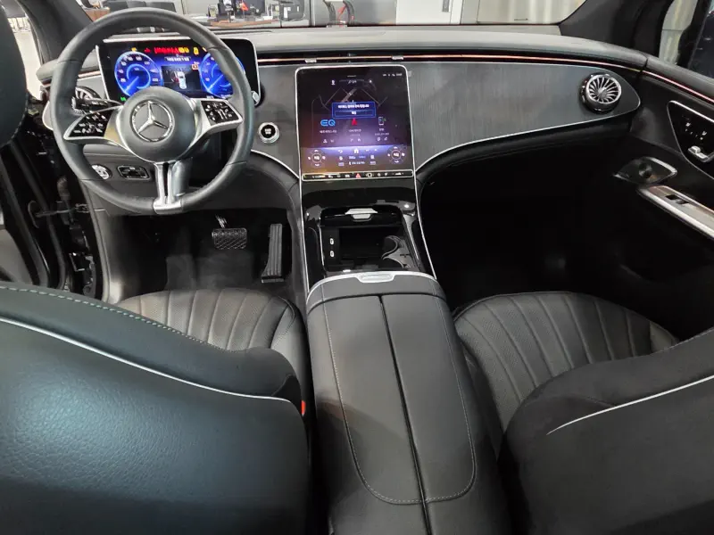 Mercedes-Benz EQE