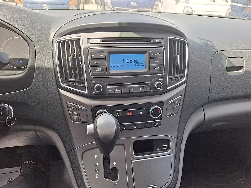 Hyundai Grand Starex