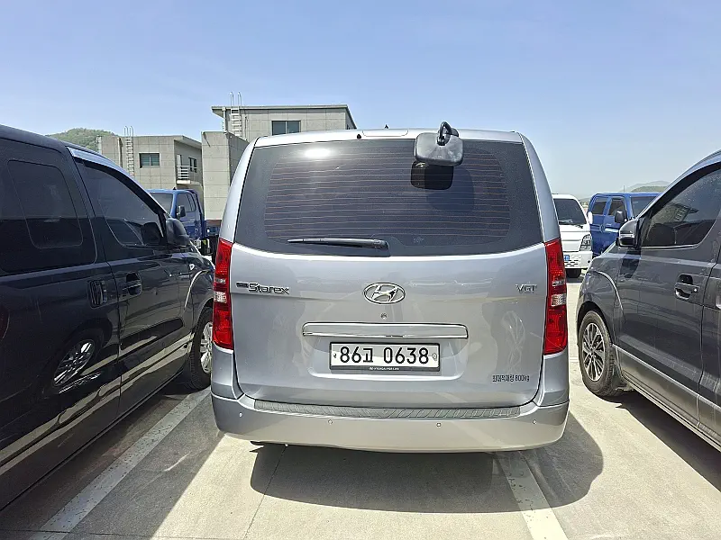 Hyundai Grand Starex