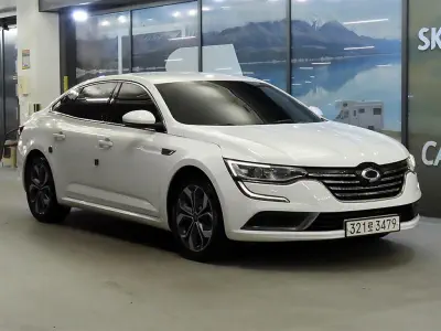 Renault SM6