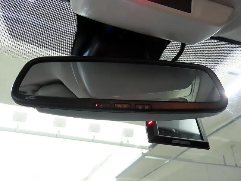 Renault SM6