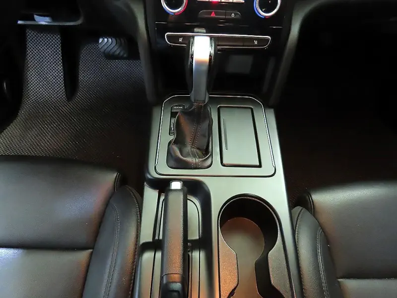 Renault SM6