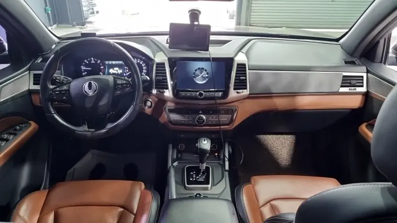 SsangYong Rexton Sports