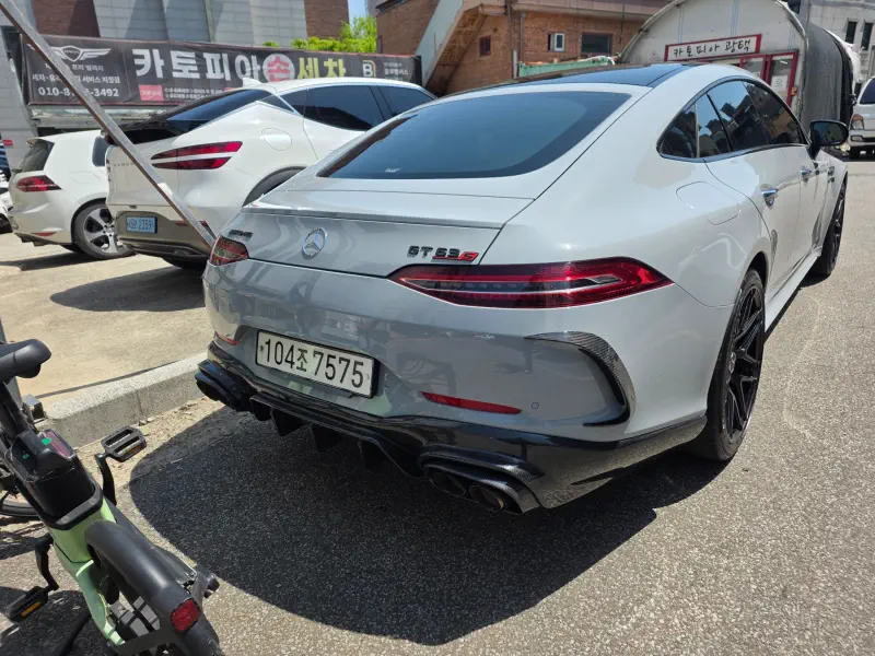 Mercedes-Benz AMG GT