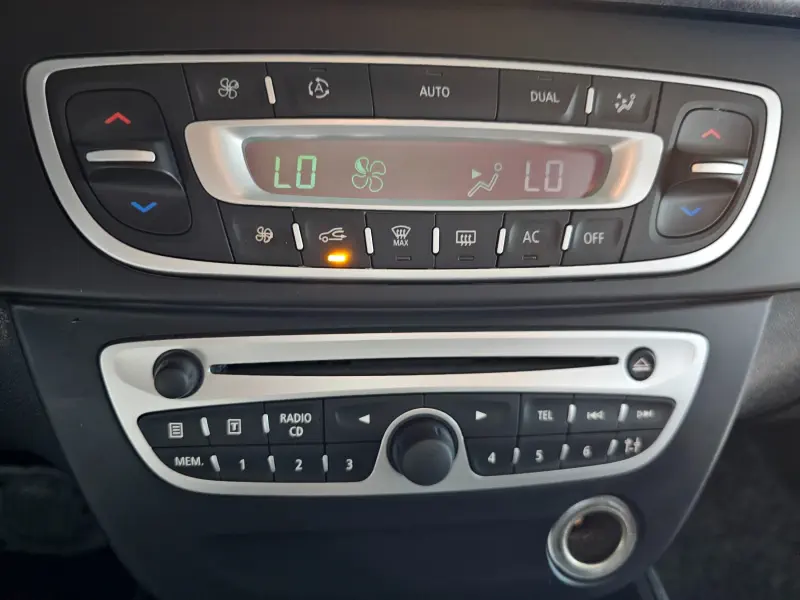 Renault SM3