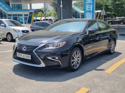 Lexus ES300h