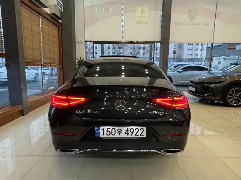 Mercedes-Benz CLS-Class
