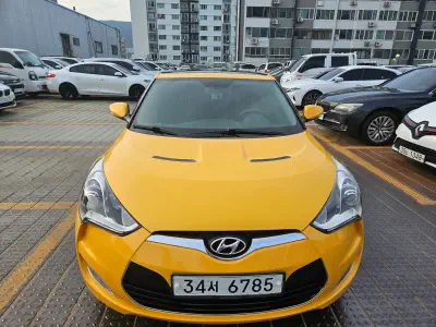 Hyundai Veloster