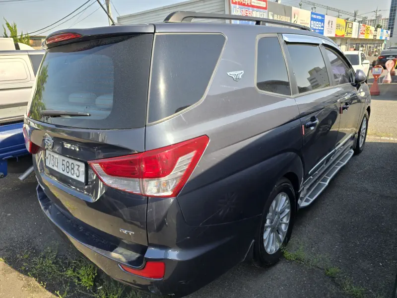 SsangYong Korando Turismo