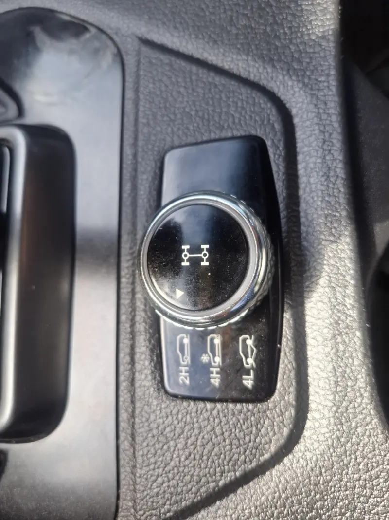 SsangYong Rexton Sports Khan