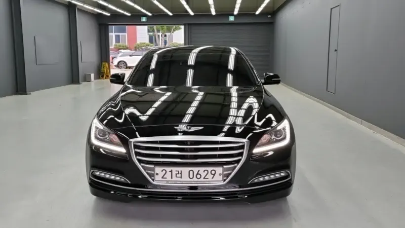 Hyundai Genesis