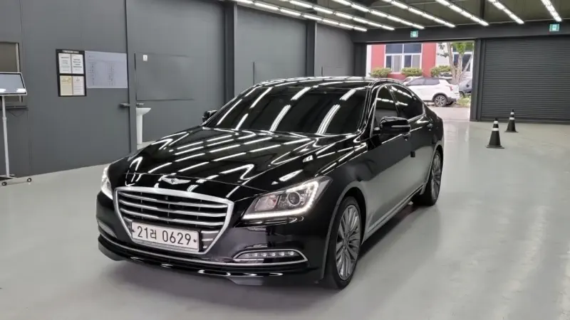Hyundai Genesis