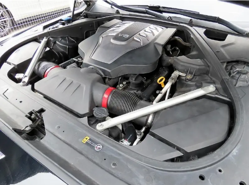 Genesis EQ900