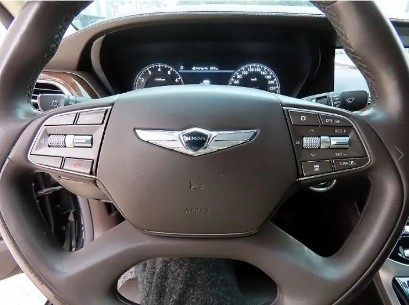 Genesis EQ900