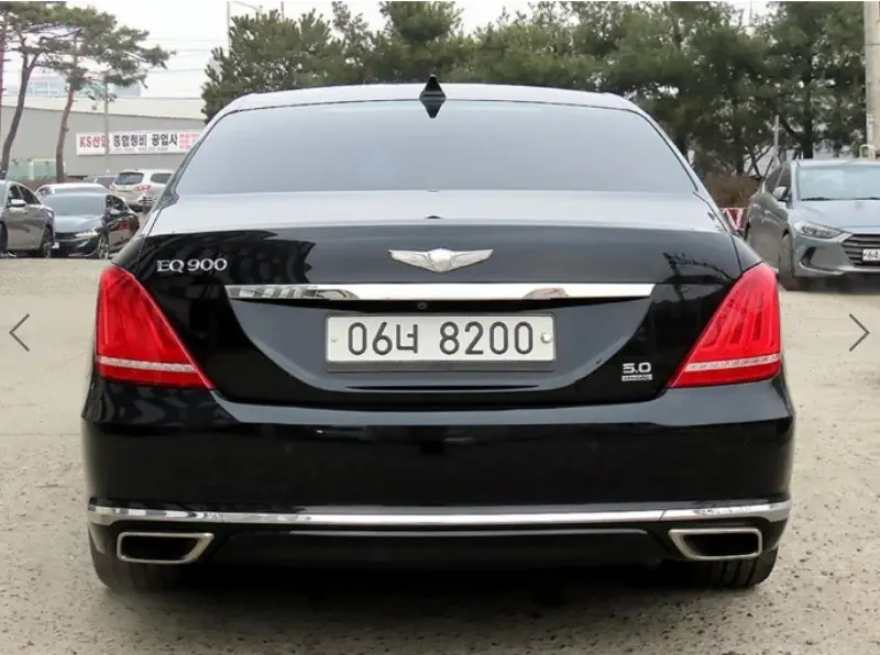 Genesis EQ900