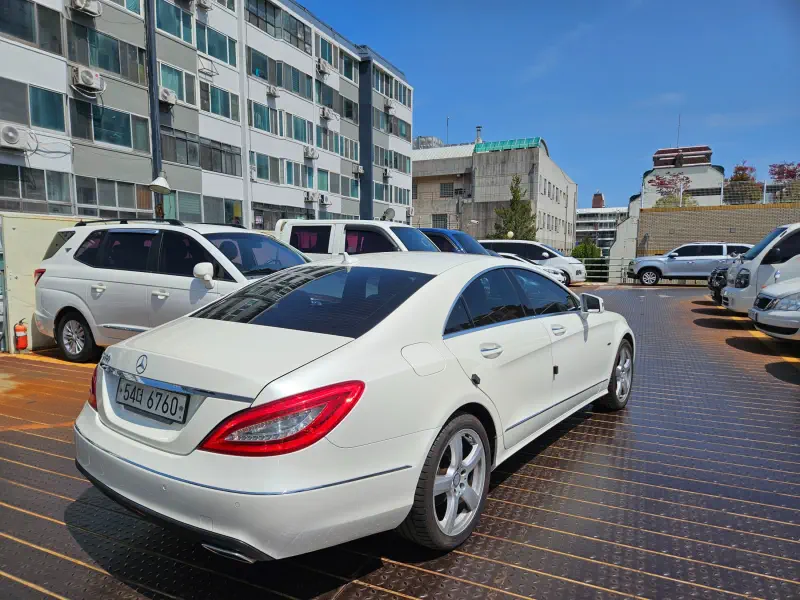 Mercedes-Benz CLS-Class