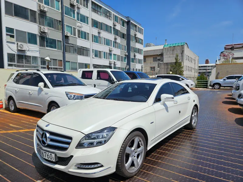 Mercedes-Benz CLS-Class