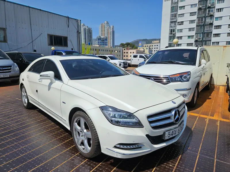Mercedes-Benz CLS-Class