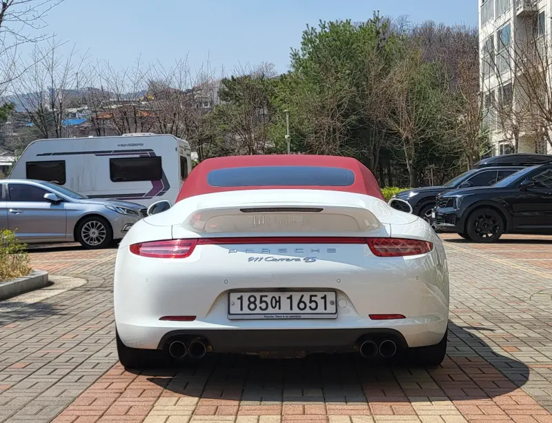 Porsche 911