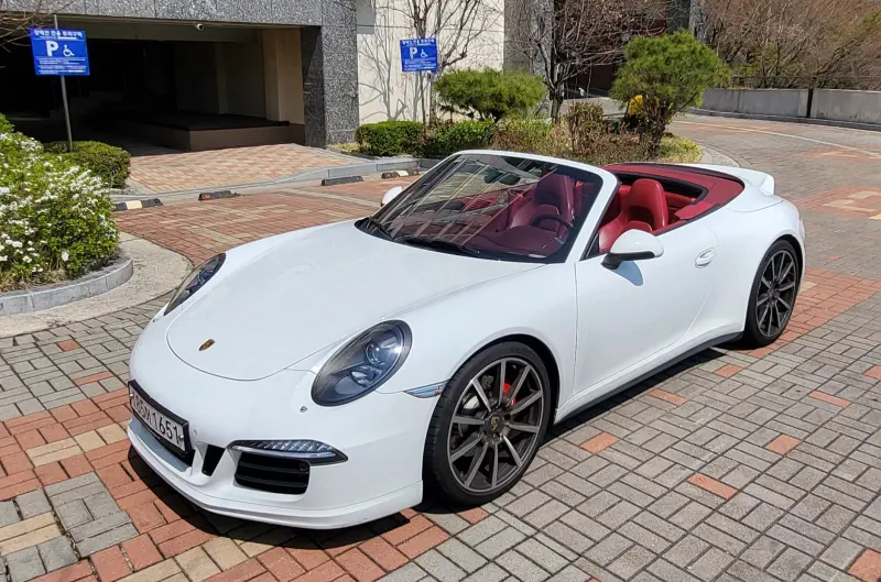 Porsche 911