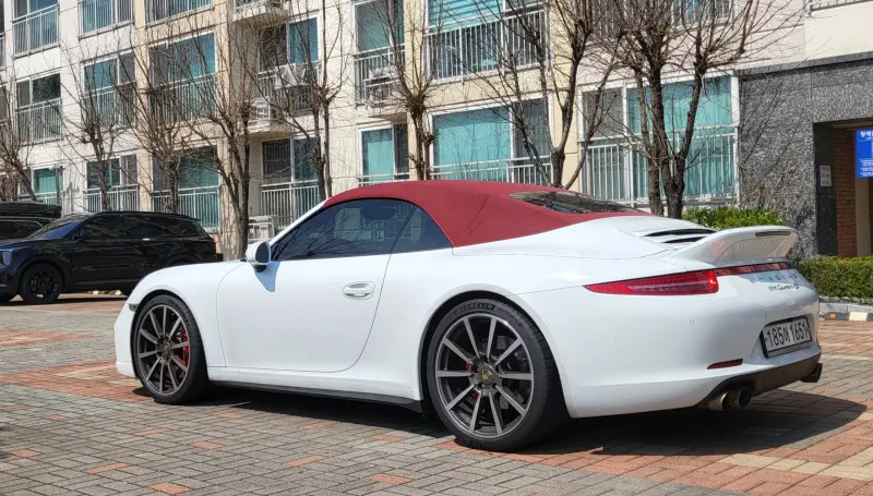 Porsche 911