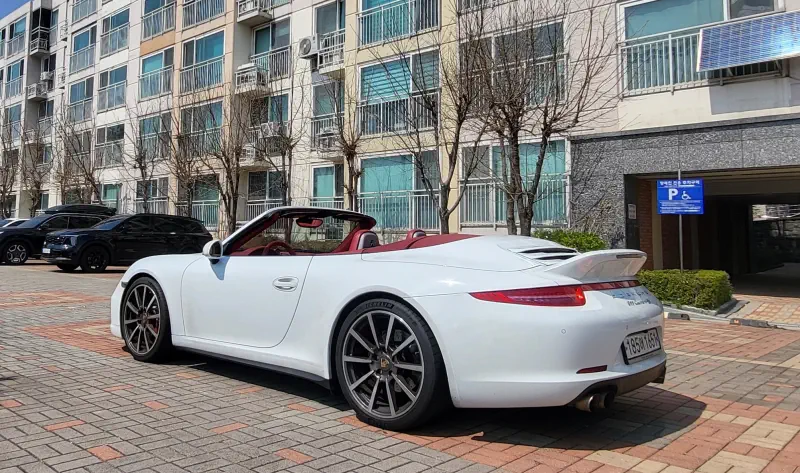 Porsche 911