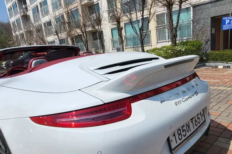 Porsche 911