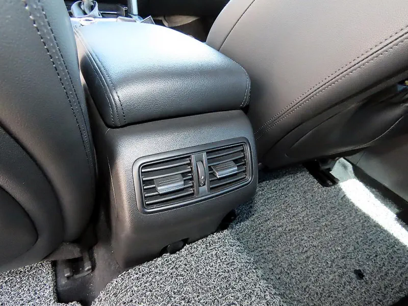 Renault SM6