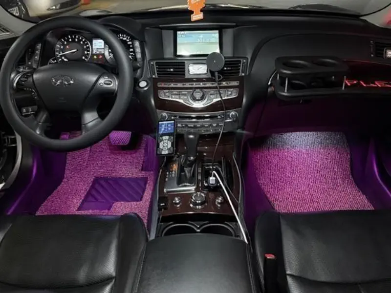 Infiniti M37